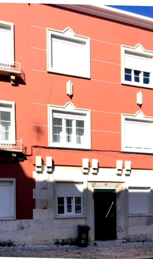 Sunny Apartment In A Typical Lisbon Neighborhood エクステリア 写真
